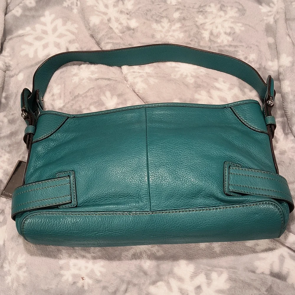 Etienne Aigner Leather Teal Handbag/shoulder bag, EUC 13